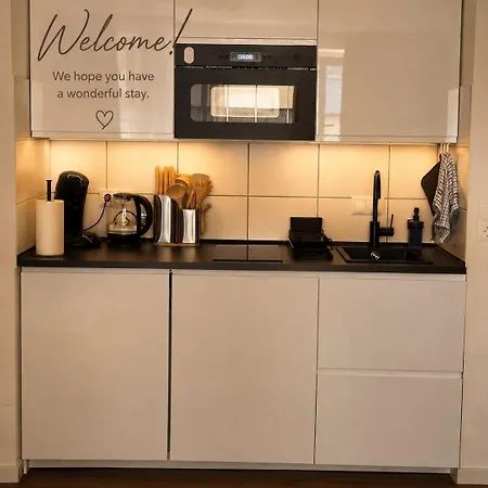 Modernes City-apartment Im Herzen Von Apartment